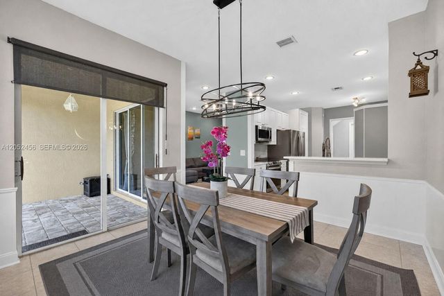 212 Catania Way, Royal Palm Beach, FL 33411