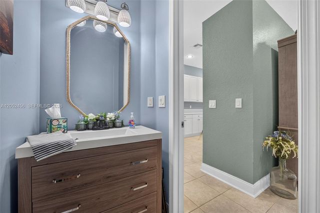 212 Catania Way, Royal Palm Beach, FL 33411