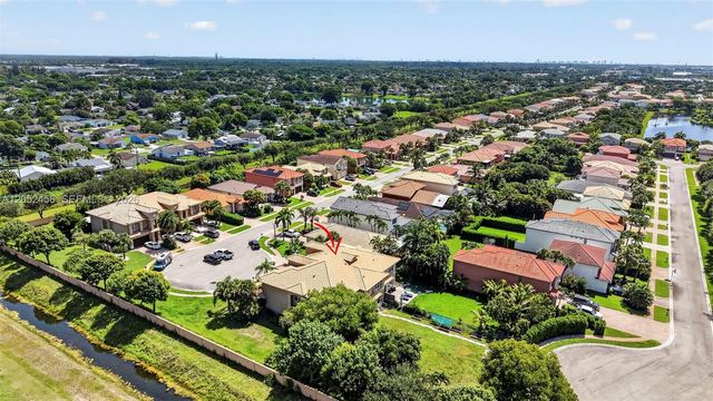 212 Catania Way, Royal Palm Beach, FL 33411