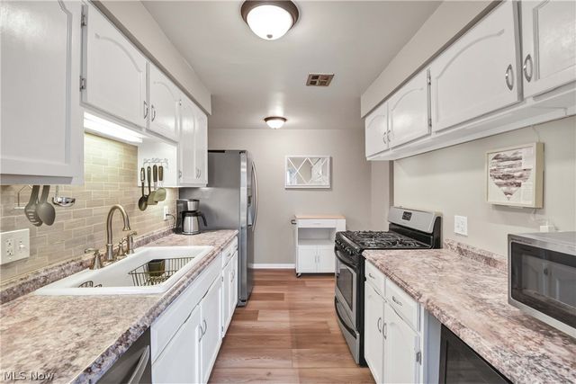 12900 Lake Avenue 314, Lakewood, OH 44107