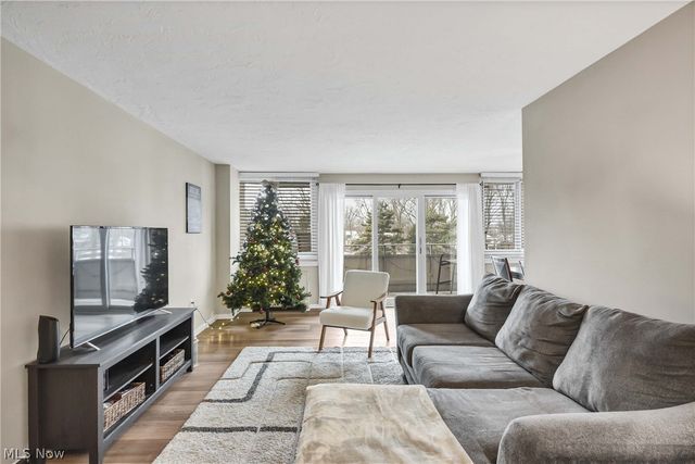 12900 Lake Avenue 314, Lakewood, OH 44107