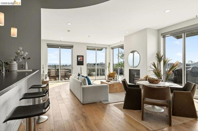 201 4Th St 601, Oakland, CA 94607