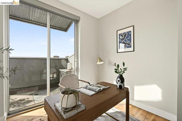 201 4Th St 601, Oakland, CA 94607