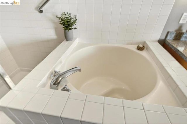 201 4Th St 601, Oakland, CA 94607