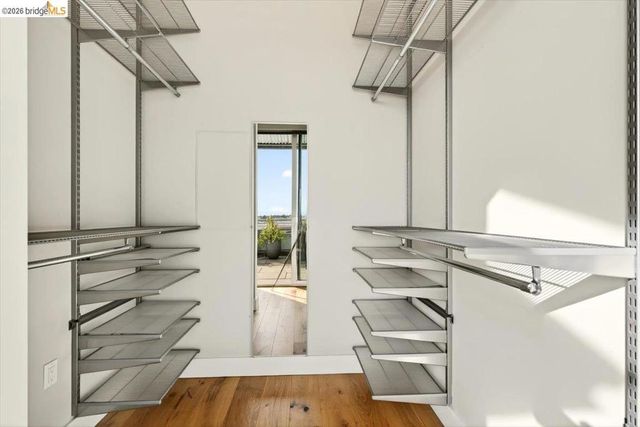 201 4Th St 601, Oakland, CA 94607