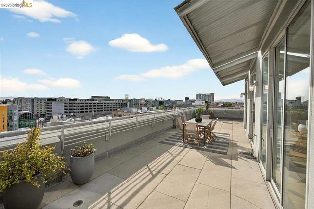 201 4Th St 601, Oakland, CA 94607