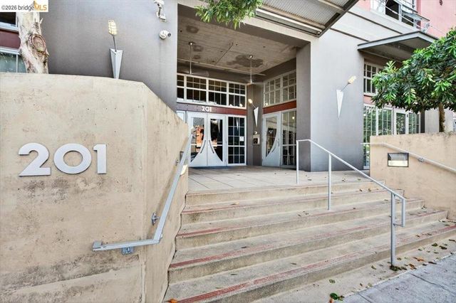 201 4Th St 601, Oakland, CA 94607