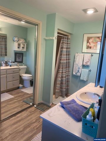 6525 Battle Creek Rd SE, Salem, OR 97317