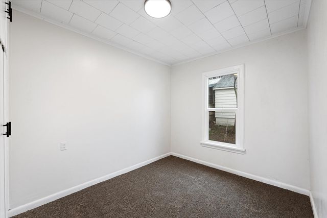 320 S Crosby St, Tekoa, WA 99033