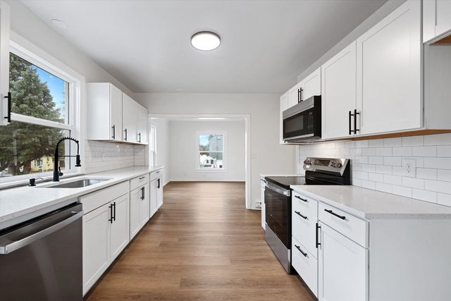 320 S Crosby St, Tekoa, WA 99033