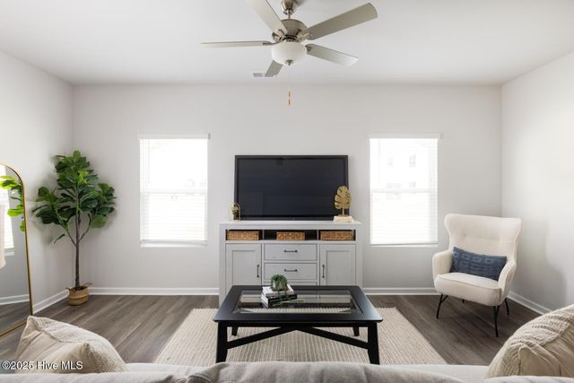 102 Maymont Street NW, Supply, NC 28462