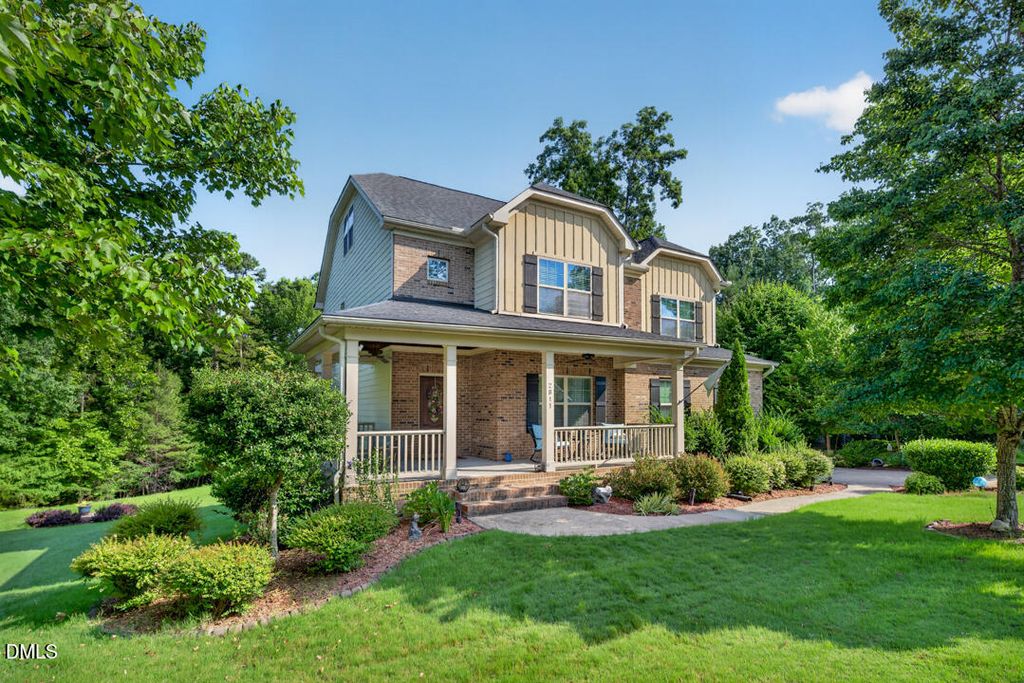 2811 Reynolda Circle, Durham, NC 27712