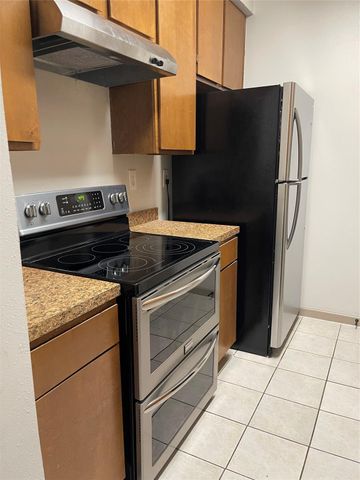 10053 Westpark Drive 325, Houston, TX 77042