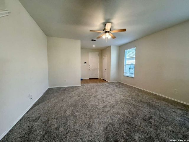 9927 Tampke Falls, San Antonio, TX 78245