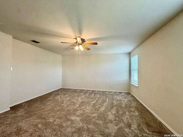 9927 Tampke Falls, San Antonio, TX 78245