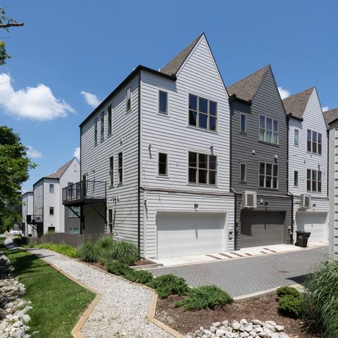 344 East Village Ln, Nashville, TN 37216
