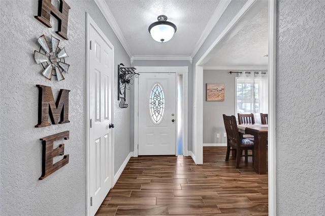 4902 Green Willow Lane, Dickinson, TX 77539