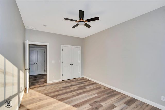 1175 S Farmstone Drive, Diamond, IL 60416