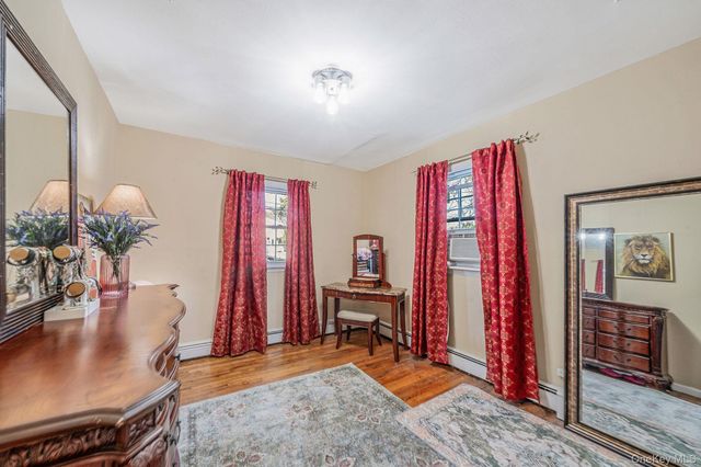 134 Park Lane, Middle Island, NY 11953
