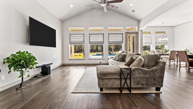 27785 Log Cabin Road, Montgomery, TX 77356