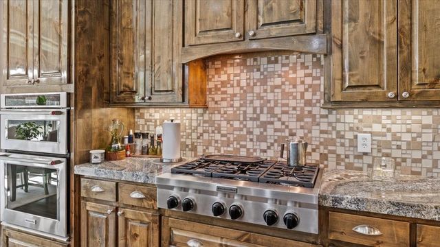 27785 Log Cabin Road, Montgomery, TX 77356