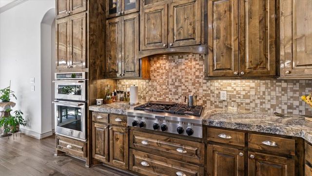 27785 Log Cabin Road, Montgomery, TX 77356