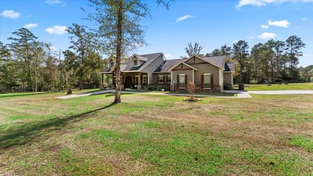 27785 Log Cabin Road, Montgomery, TX 77356