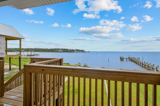 486 Beatrice Point Road, Freeport, FL 32439