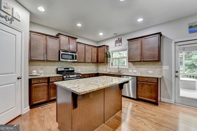 6250 Beaver Bend Way, Cumming, GA 30040