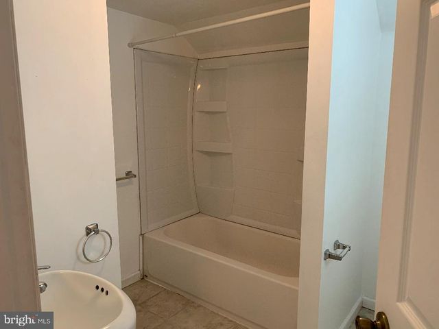 6 WILLIAMS ST, Glassboro, NJ 08028