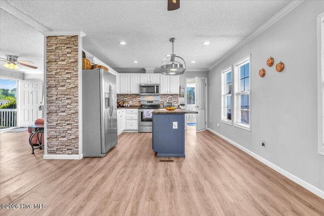 112 Cypress Knee Drive, Richlands, NC 28574