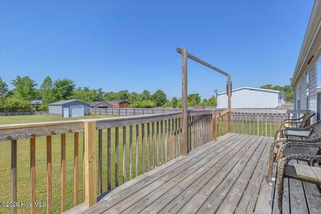 112 Cypress Knee Drive, Richlands, NC 28574