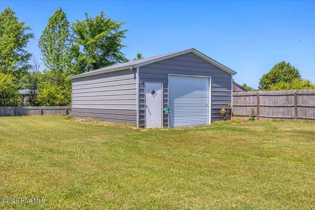 112 Cypress Knee Drive, Richlands, NC 28574