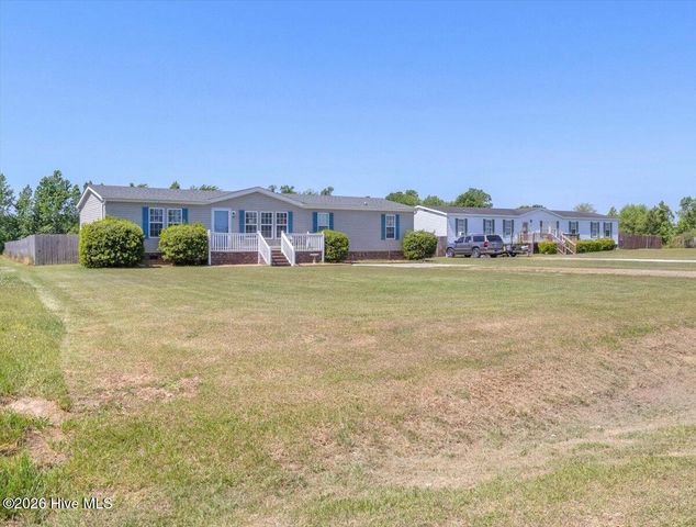 112 Cypress Knee Drive, Richlands, NC 28574