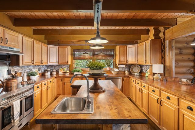 158 Dillon Rd, Baxter, TN 38544