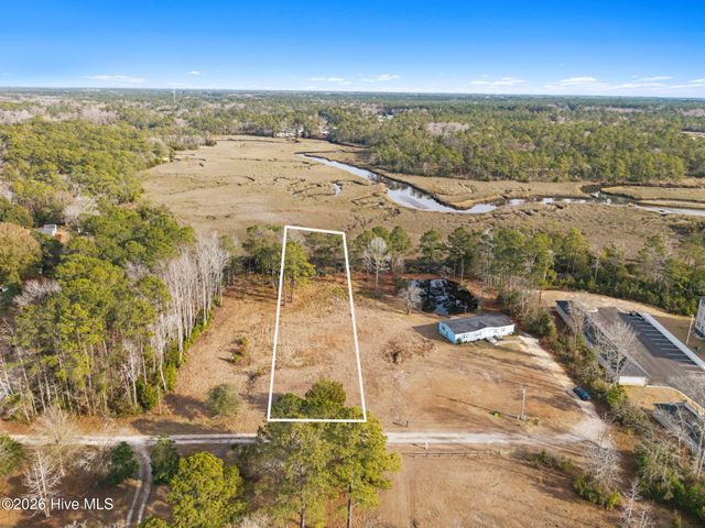 260 Edgewater Drive SW, Shallotte, NC 28470