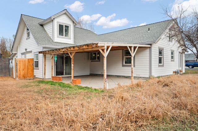 745 SE Garner Street, Prineville, OR 97754