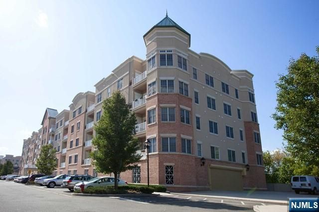 1210 Windsor Park Court 25, Englewood, NJ 07631