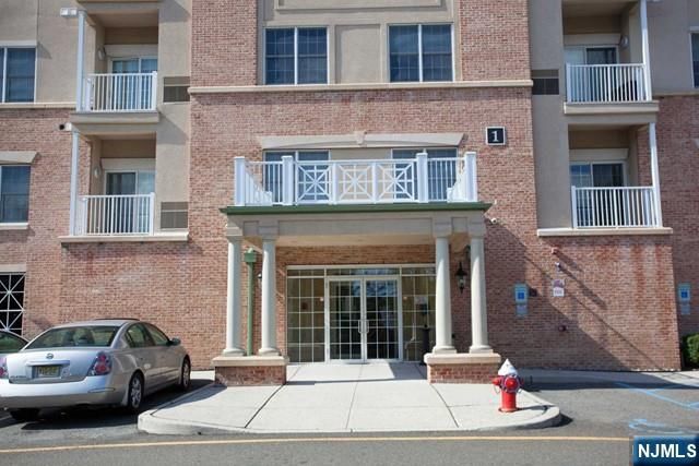 1210 Windsor Park Court 25, Englewood, NJ 07631