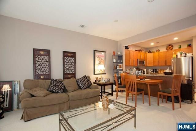 1210 Windsor Park Court 25, Englewood, NJ 07631