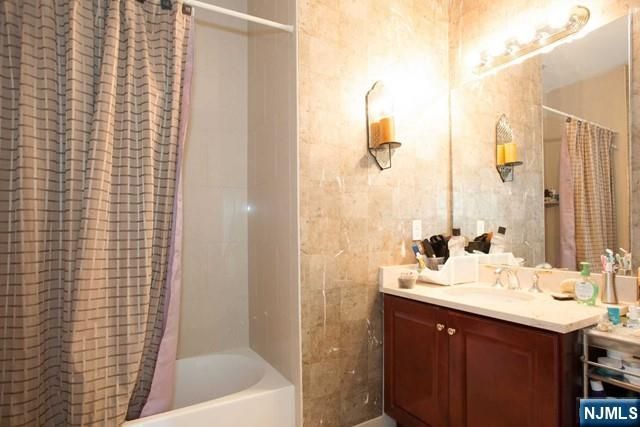 1210 Windsor Park Court 25, Englewood, NJ 07631