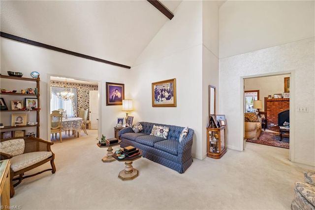 421 Flyntvalley Drive, Winston-salem, NC 27104