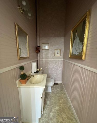 305 Old School Road, Lagrange, GA 30240