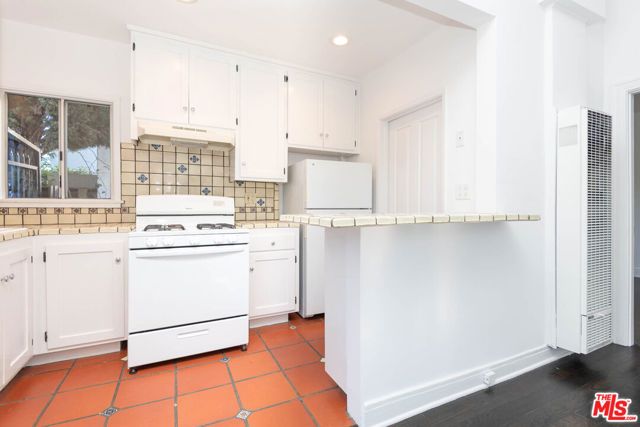 522 N Alta Vista Boulevard, Los Angeles, CA 90036