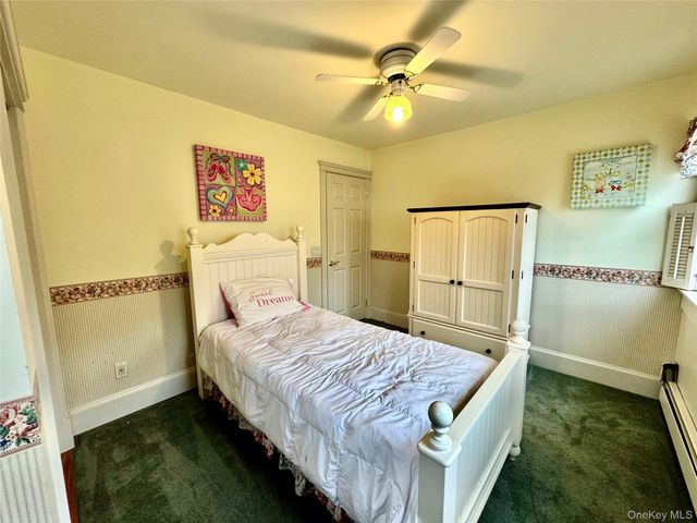 886 Sound Shore Road, Jamesport, NY 11901