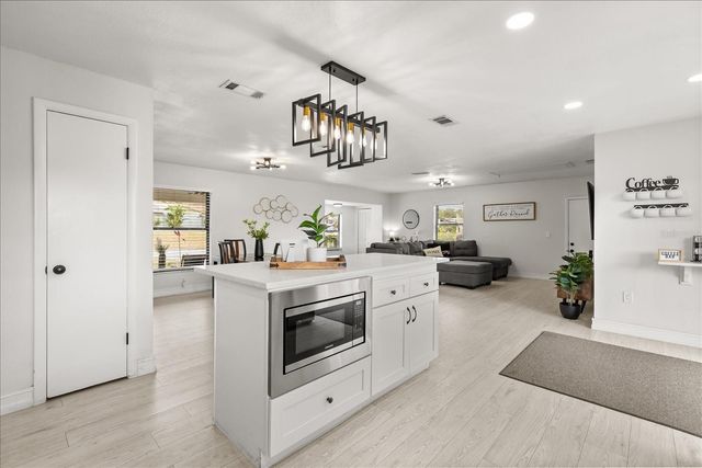 5127 GLASGOW AVENUE, Orlando, FL 32819