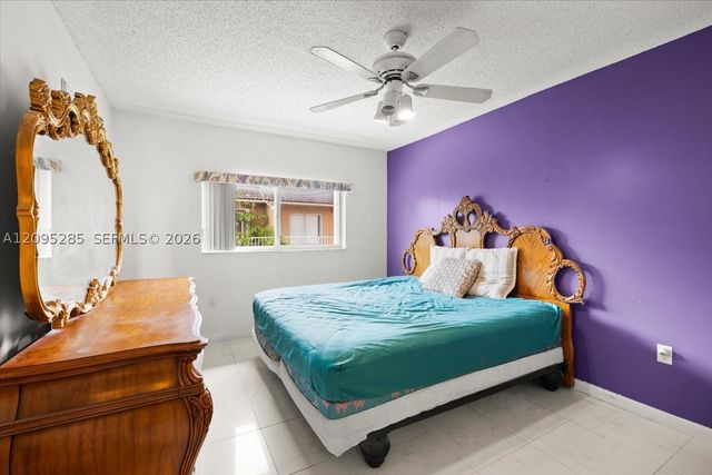3554 W 80th St 202, Hialeah, FL 33018