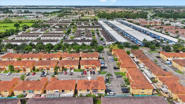 3554 W 80th St 202, Hialeah, FL 33018