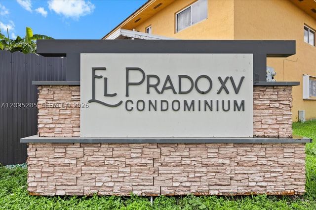 3554 W 80th St 202, Hialeah, FL 33018