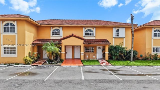 3554 W 80th St 202, Hialeah, FL 33018